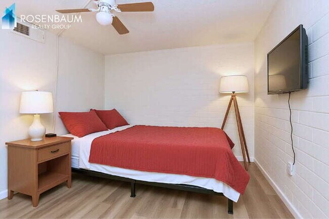 Building Photo - 6320 N 16th St