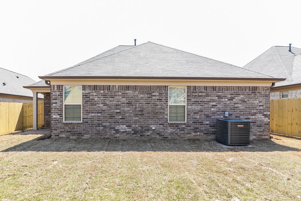 Building Photo - 9456 Darren Cir S