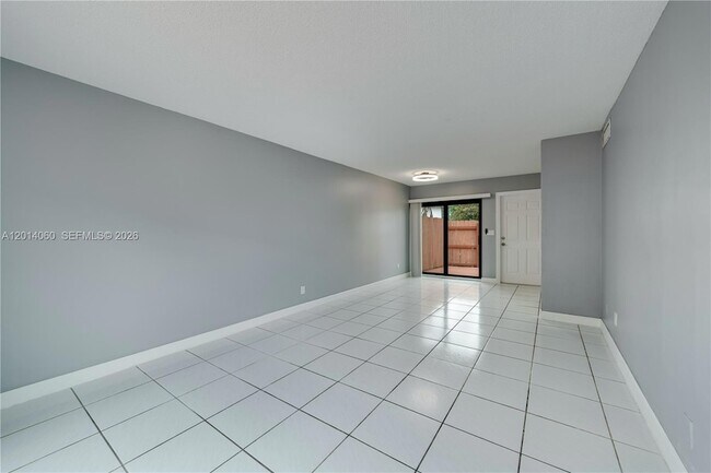 Building Photo - 6929 SW 110th Ave