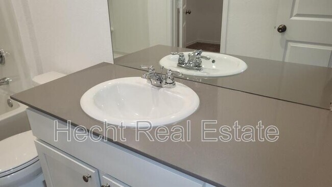 Building Photo - 9239 Navarro Vis