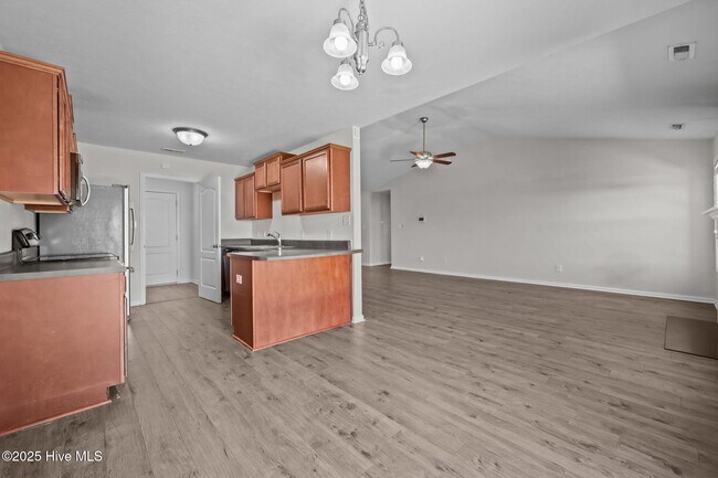 Building Photo - 203 Seville St