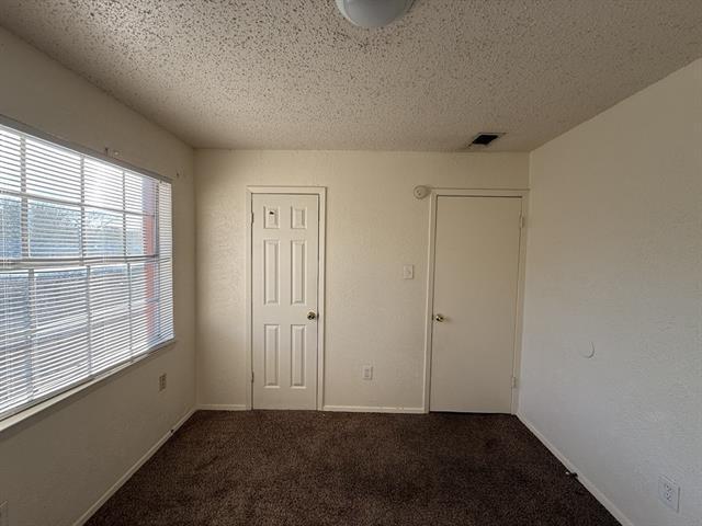 Building Photo - 1021 Pleasant Valley Ln