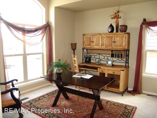 Building Photo - 3 br, 3 bath House - 8270 Regiment Court