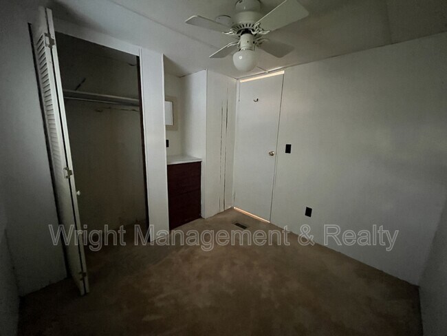 Building Photo - 2050 Lullaby Dr