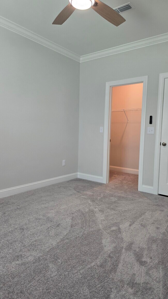 Building Photo - 1144 Topaz Cave Cir