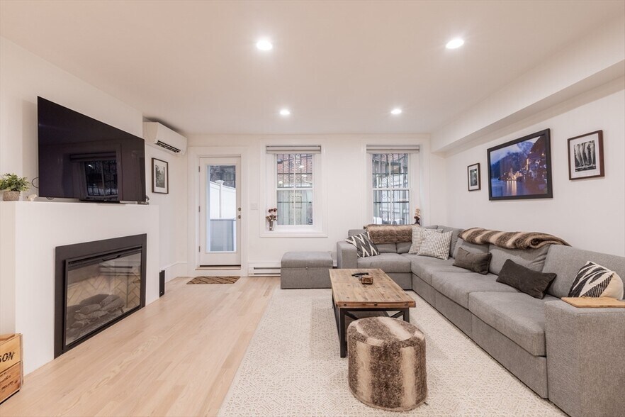 Building Photo - 57 Appleton St