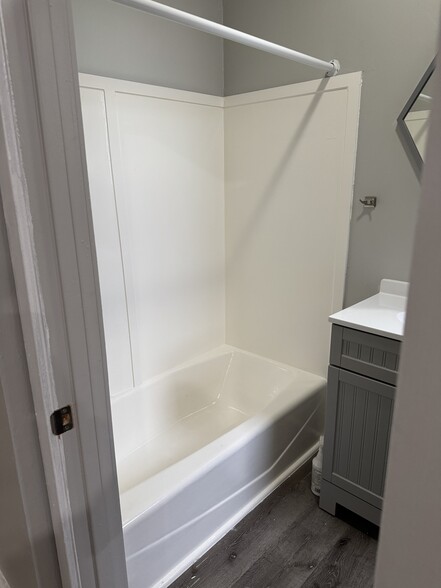 Bathroom - 222 Clymer St