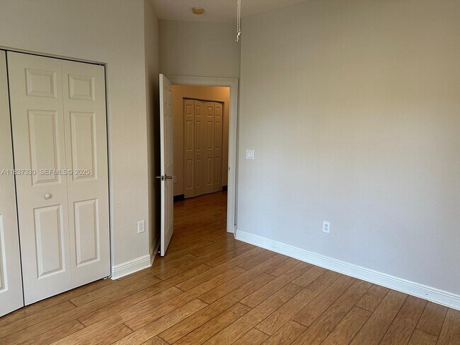 Building Photo - 18580 SW 44th St