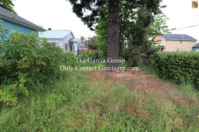 Building Photo - 27 SE 94th Ave