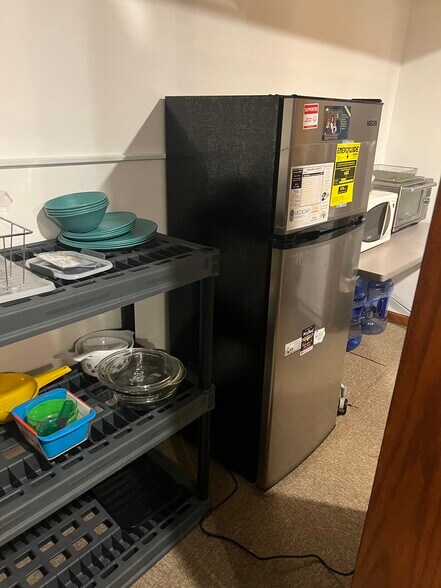 Building Photo - 310 N 1st St