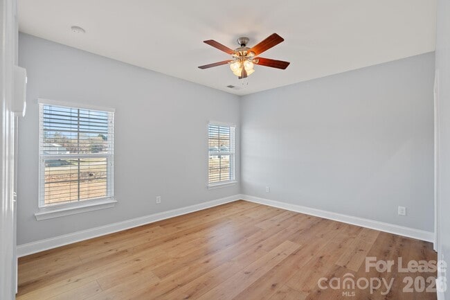 Building Photo - 2503 Gallery Drive