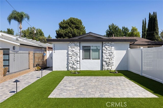 Primary Photo - 13355 Erwin St