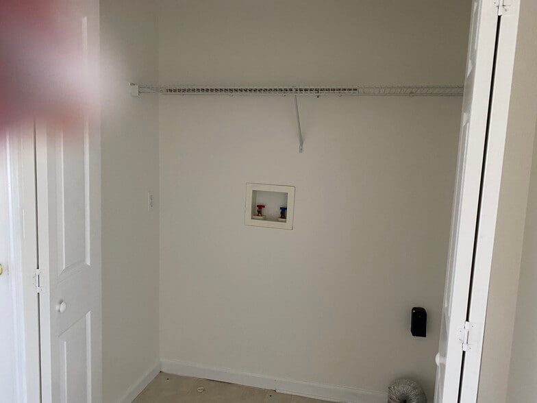 Building Photo - 3367 Harpeth Springs Dr