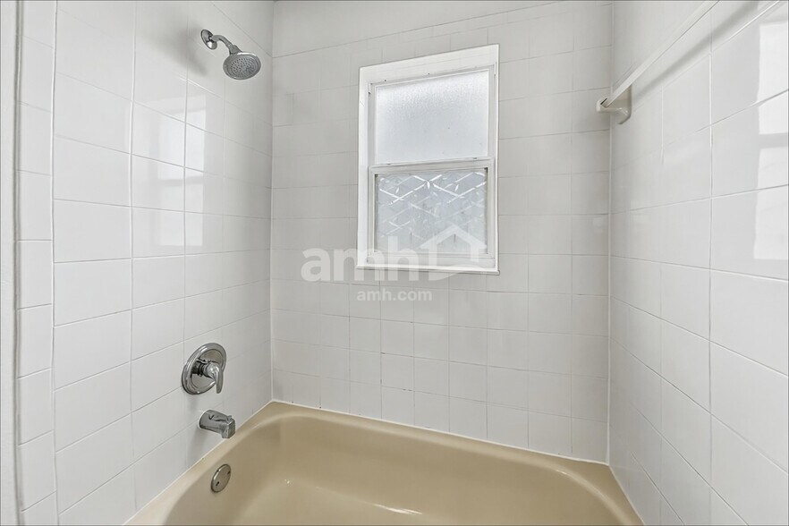 Building Photo - 14231 Gnatcatcher Terrace
