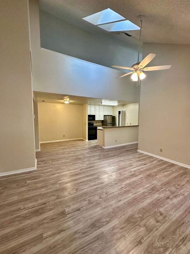 Building Photo - ** For Sale** WG #304