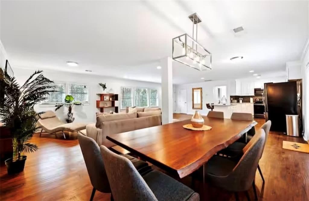 Building Photo - 4050 Washington Rd