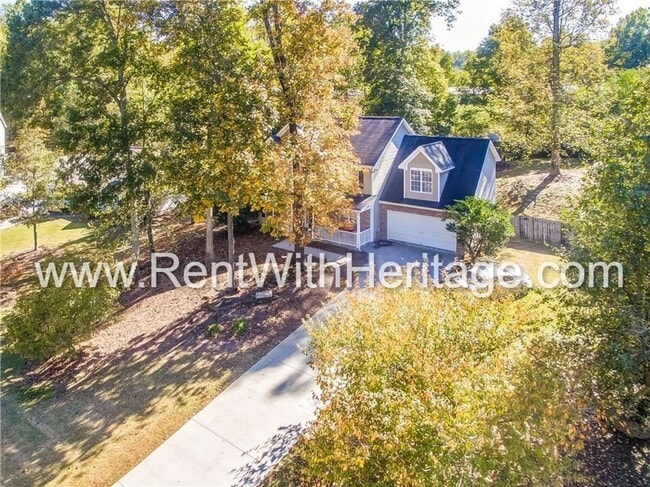 Building Photo - GORGEOUS HOME IN POPULAR HIGHLANDS AT CREEKSIDE GOLF / SWIM / TENNIS COMMUNITY