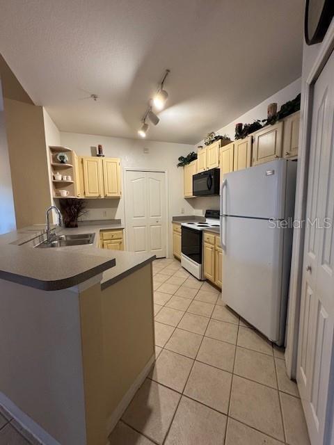 Building Photo - 8915 Legacy Ct