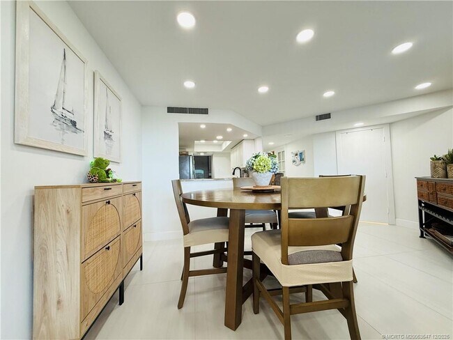 Building Photo - 8800 S Ocean Dr