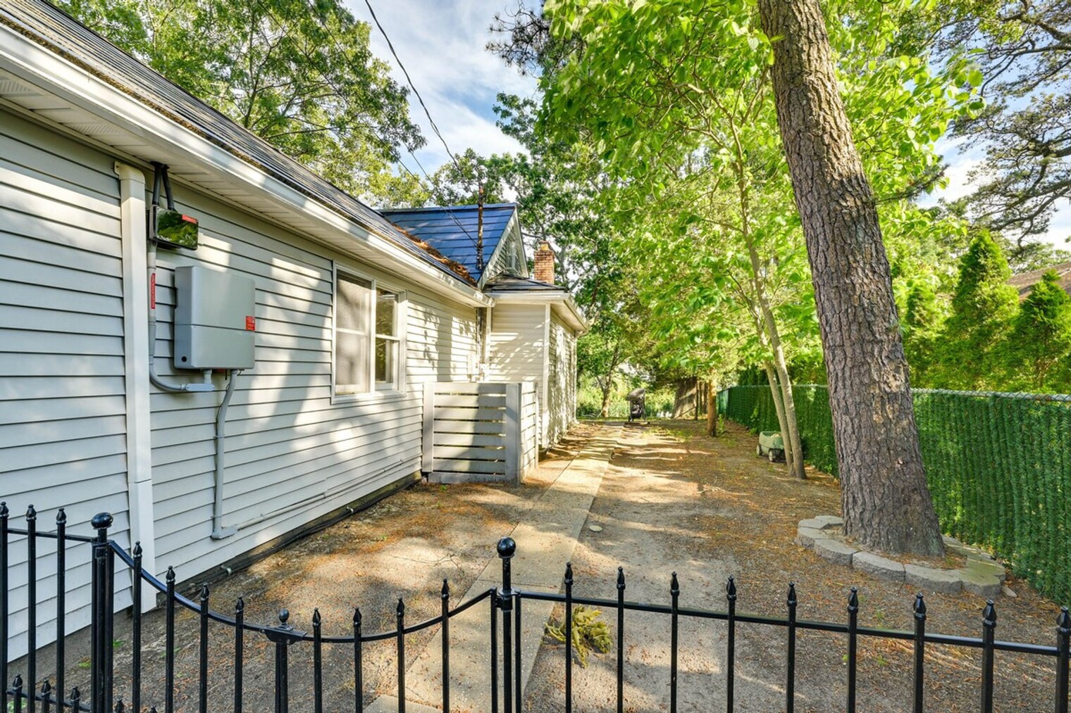 Building Photo - 67 Reeves Bay Trail