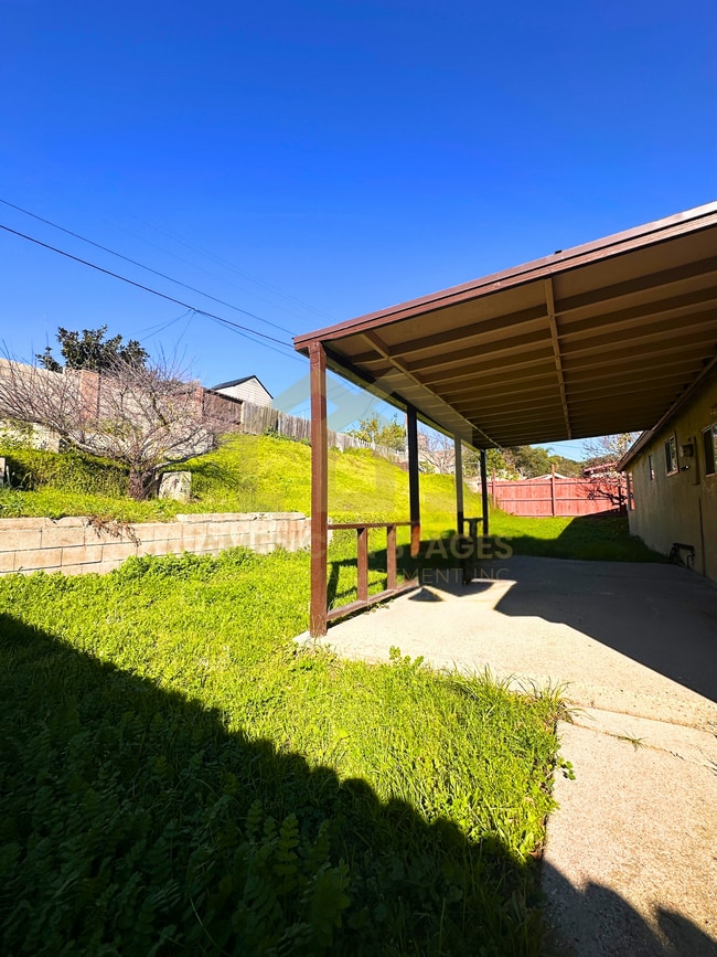 Building Photo - 3855 Via Mondo