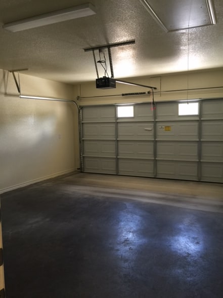 Building Photo - 6102 Boxelder Trail