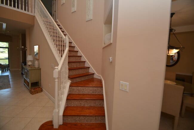 Building Photo - Furnished townhome! Located in Plantation ...