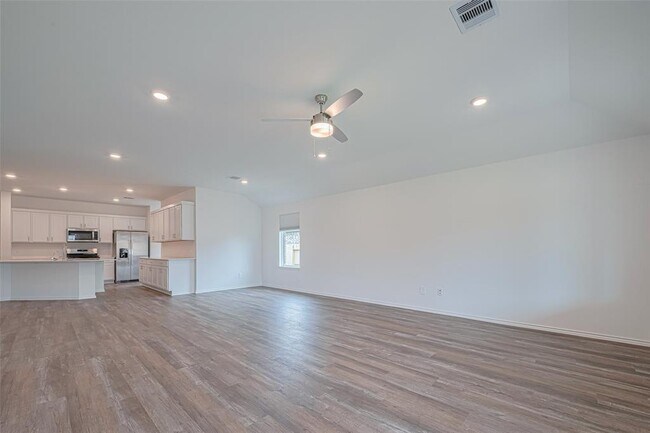Building Photo - 27306 Sunterra Village Dr