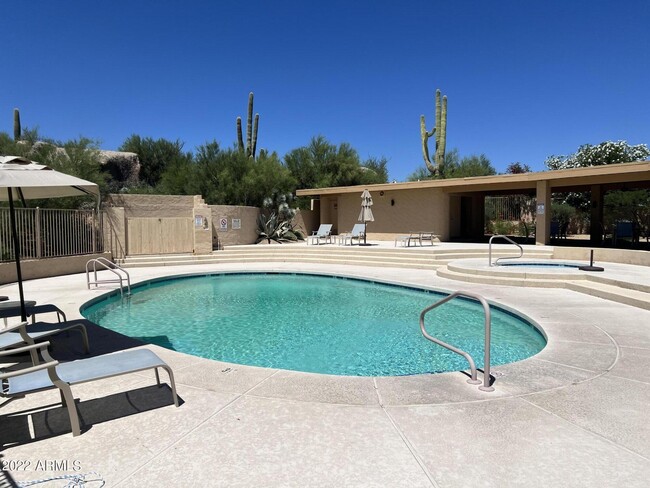 Building Photo - 1107 Ocotillo Cir