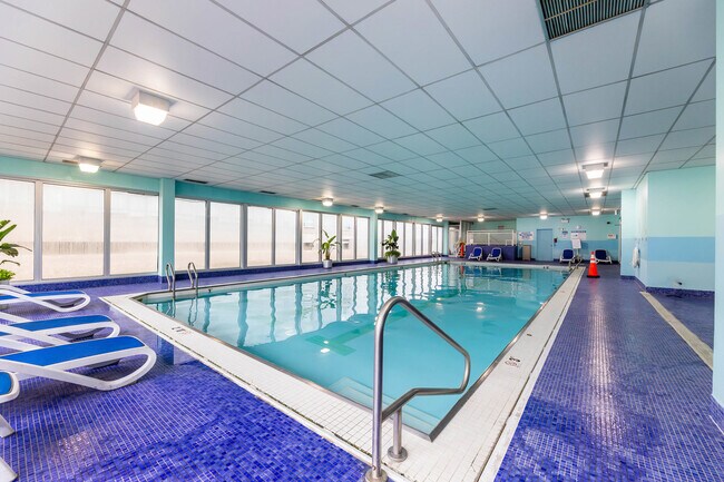 Building Photo - 4800 S Chicago Beach Dr