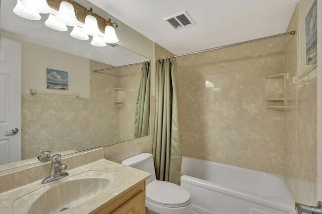 Building Photo - 4200 N Ocean Dr