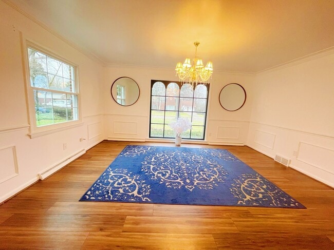 Building Photo - 309 Dorchester Rd