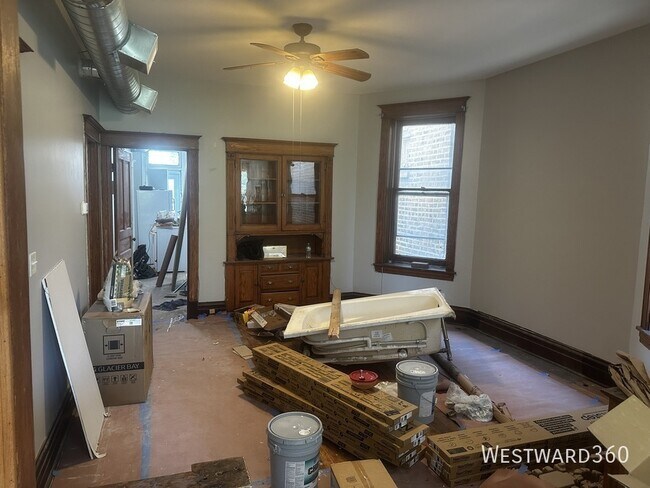 Building Photo - 1333 N Campbell-2