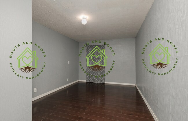 Building Photo - 4012 W Ridgeview St