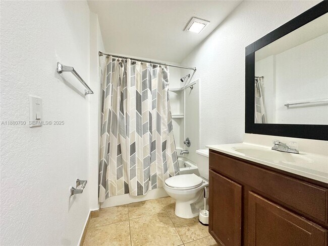 Building Photo - 10870 NW 88th Terrace