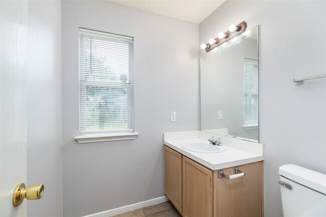 Building Photo - 17334 Turquoise Stream Dr