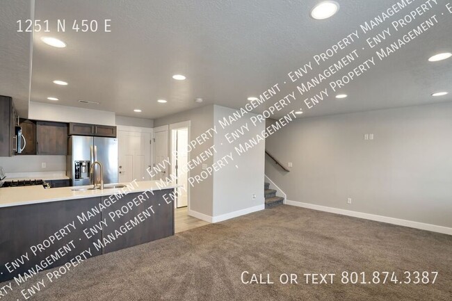 Building Photo - 1251 N 450 E St