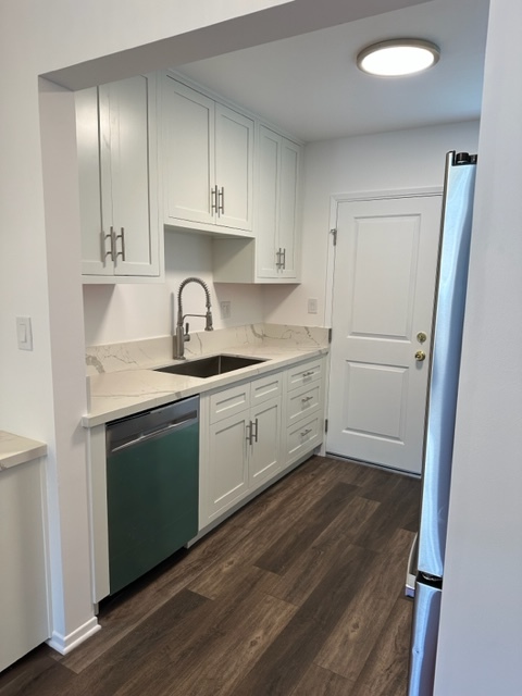 Building Photo - 6108 Carmen Pl
