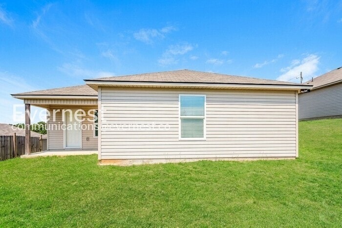 Building Photo - 1115 Brookhaven Dr