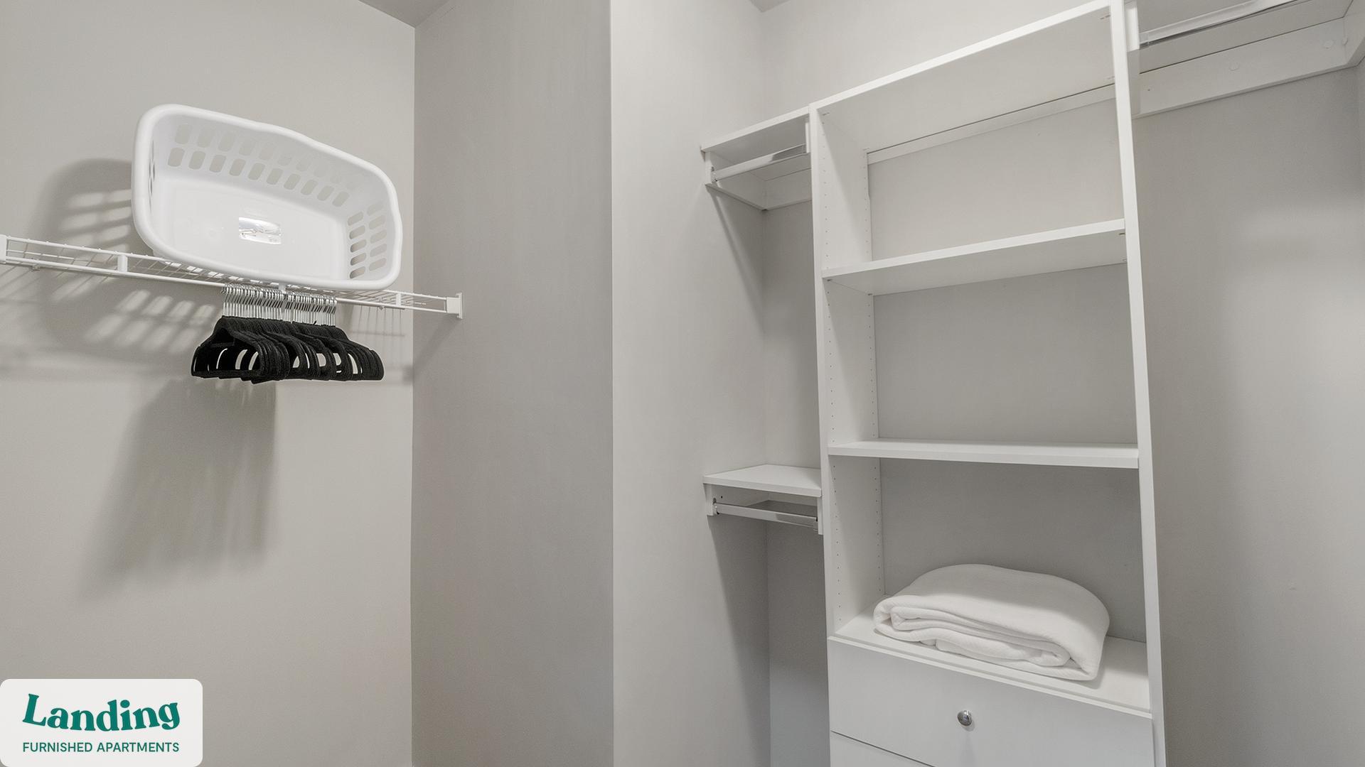 Building Photo - 115 Great Lawn Dr