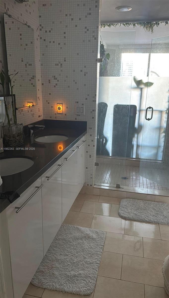 Building Photo - 90 SW 3rd St