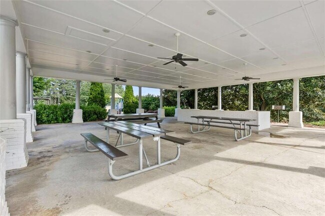 Building Photo - 405 Mt Vernon Ct