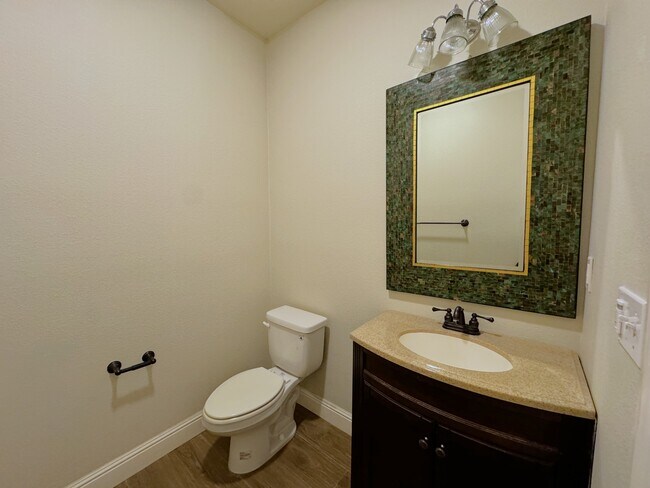 Building Photo - 4629 Stern Dr