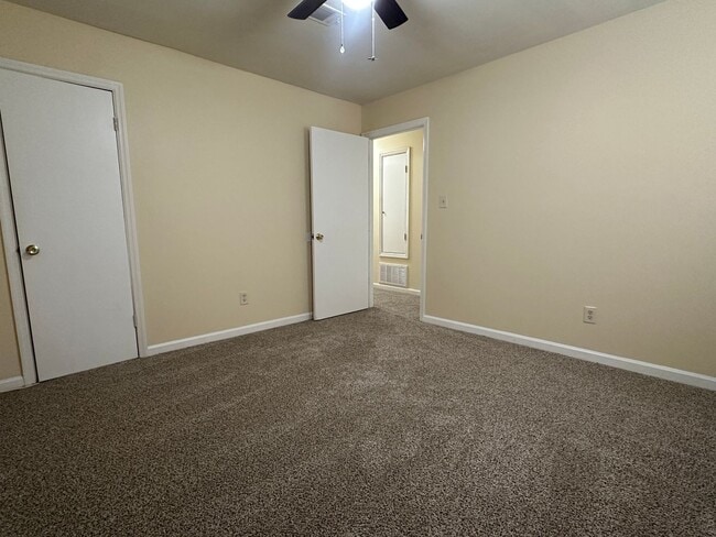 Building Photo - ~4613 Renee St