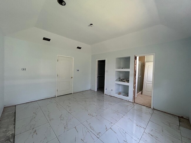 Building Photo - 1119 Tiara Trail