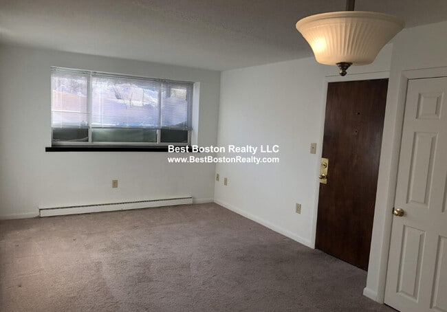 Building Photo - 216 Revere Beach Pkwy