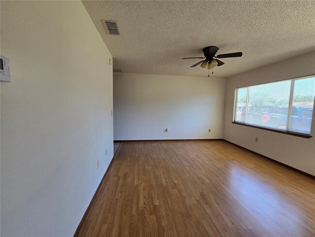 Building Photo - 11112 SW 78th Ave