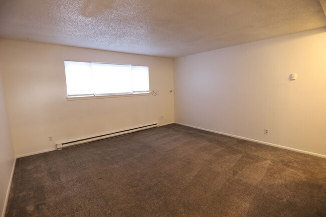 Building Photo - 257 Canby St