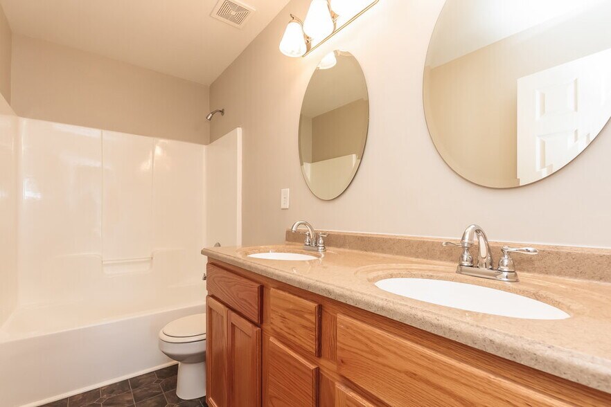 Building Photo - 4603 Keeneland Ln