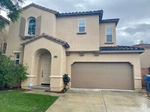 Building Photo - Stunning 3-Bedroom Home in Costa Del Sol –...